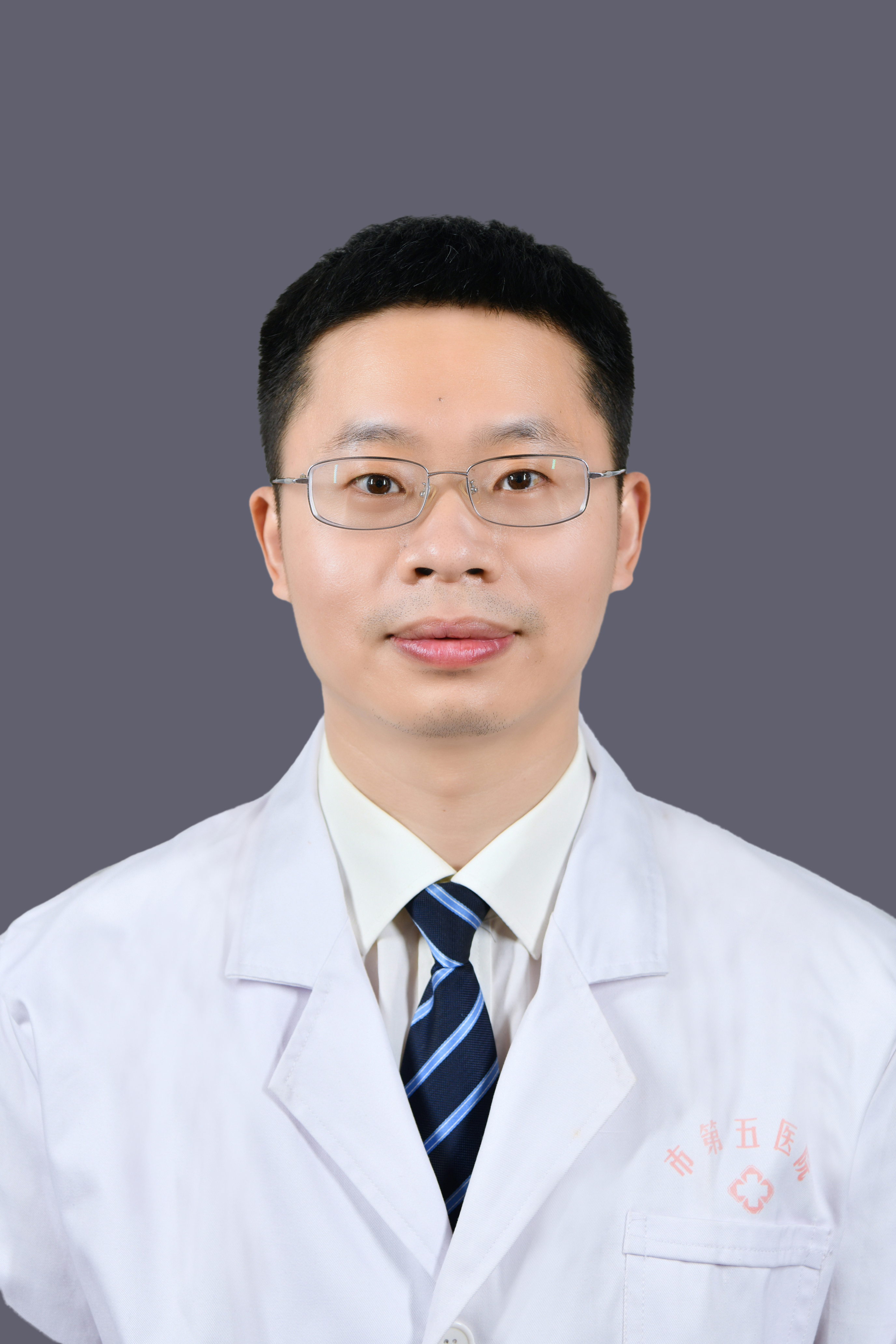 王坤.jpg